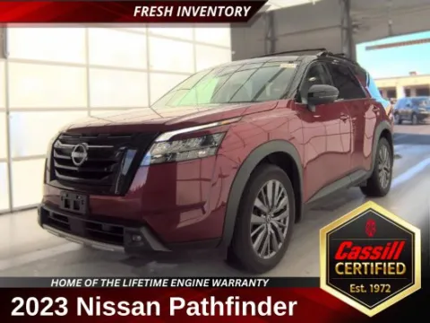 Black 2023 Nissan Pathfinder SL for sale in Cedar Rapids, IA