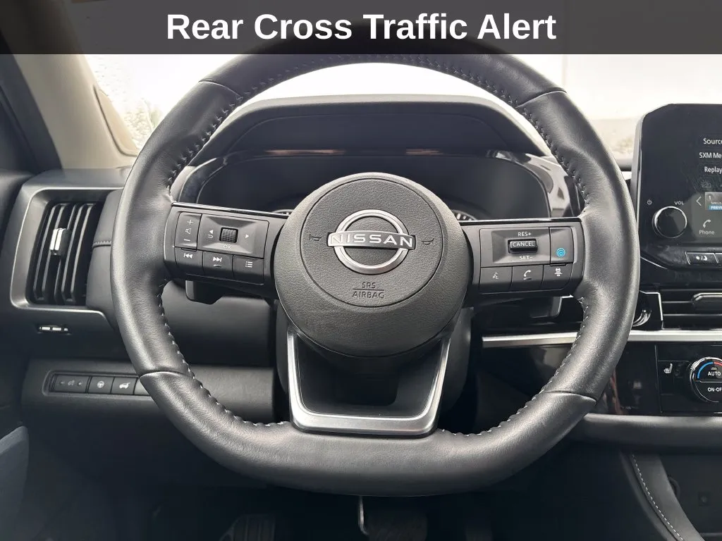 Nissan Pathfinder photo 19