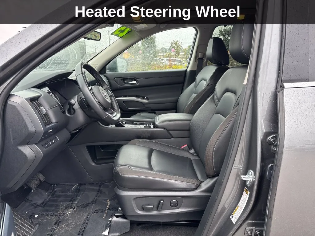 Nissan Pathfinder photo 12