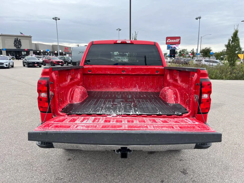 Chevrolet Silverado photo 27