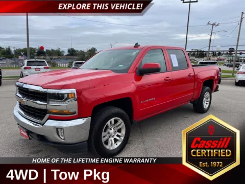 Red 2017 Chevrolet Silverado 1500 LT for sale in Cedar Rapids, IA