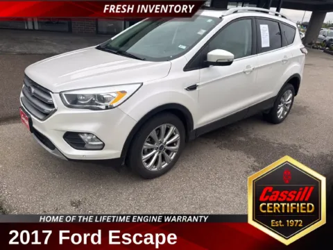 White 2017 Ford Escape Titanium for sale in Cedar Rapids, IA