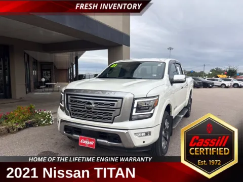 White 2021 Nissan Titan Platinum Reserve for sale in Cedar Rapids, IA