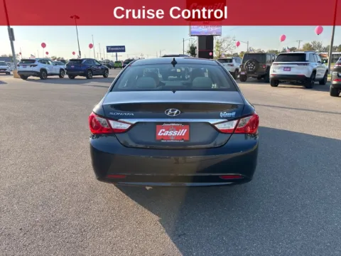 More photos of 2012 Hyundai Sonata GLS at Cassill Motors, IA