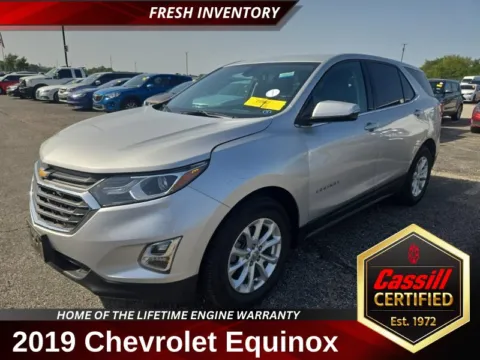 Silver 2019 Chevrolet Equinox LT for sale in Cedar Rapids, IA