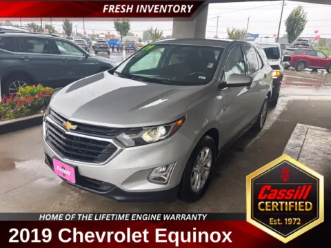 Silver 2019 Chevrolet Equinox LT for sale in Cedar Rapids, IA