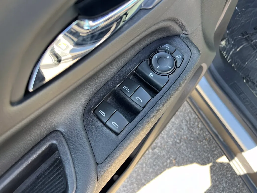 Chevrolet Equinox photo 14