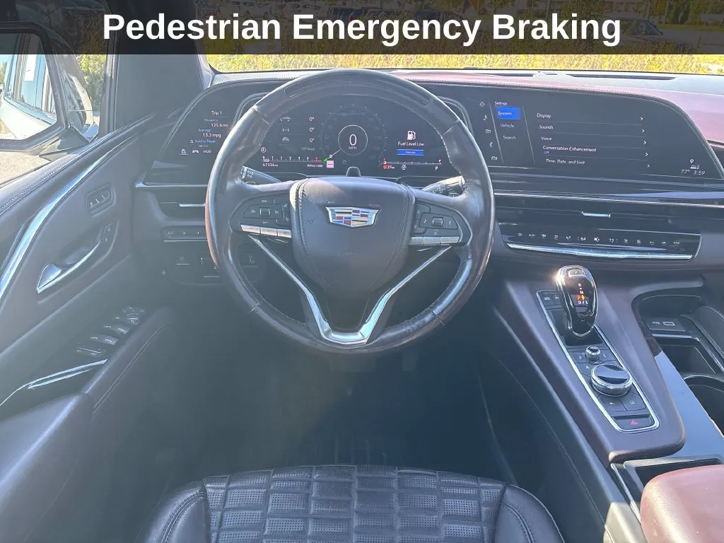Cadillac Escalade ESV photo 18