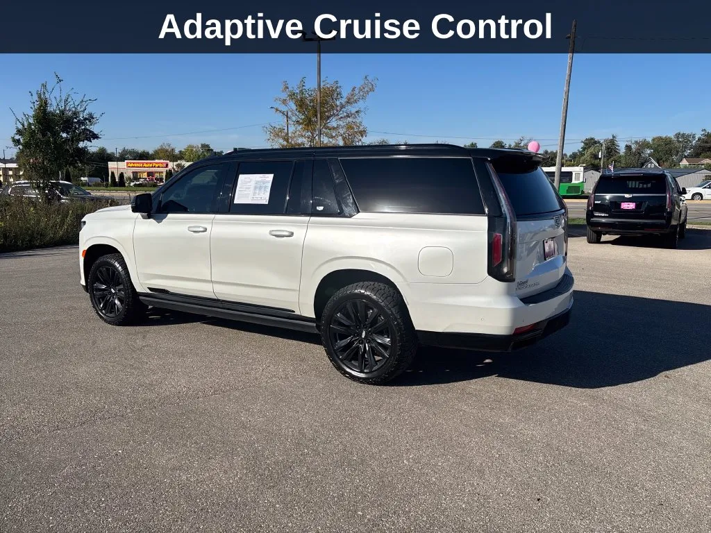 Cadillac Escalade ESV photo 3