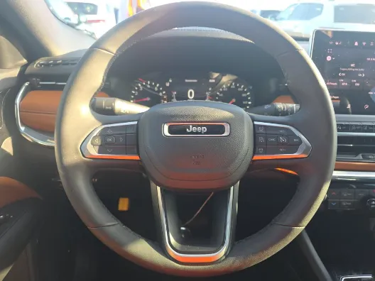 Jeep Compass photo 10