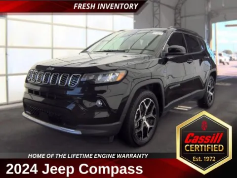 Black 2024 Jeep Compass Limited for sale in Cedar Rapids, IA