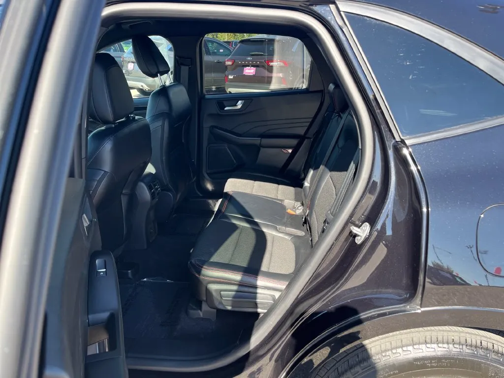 Ford Escape photo 29