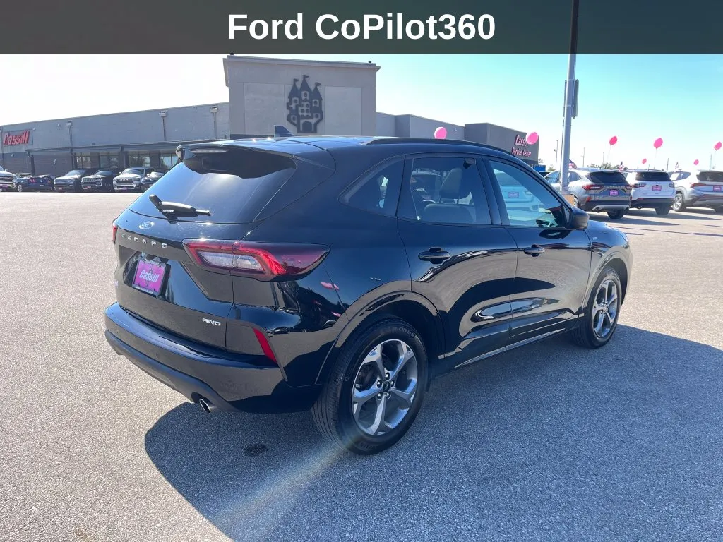 Ford Escape photo 6
