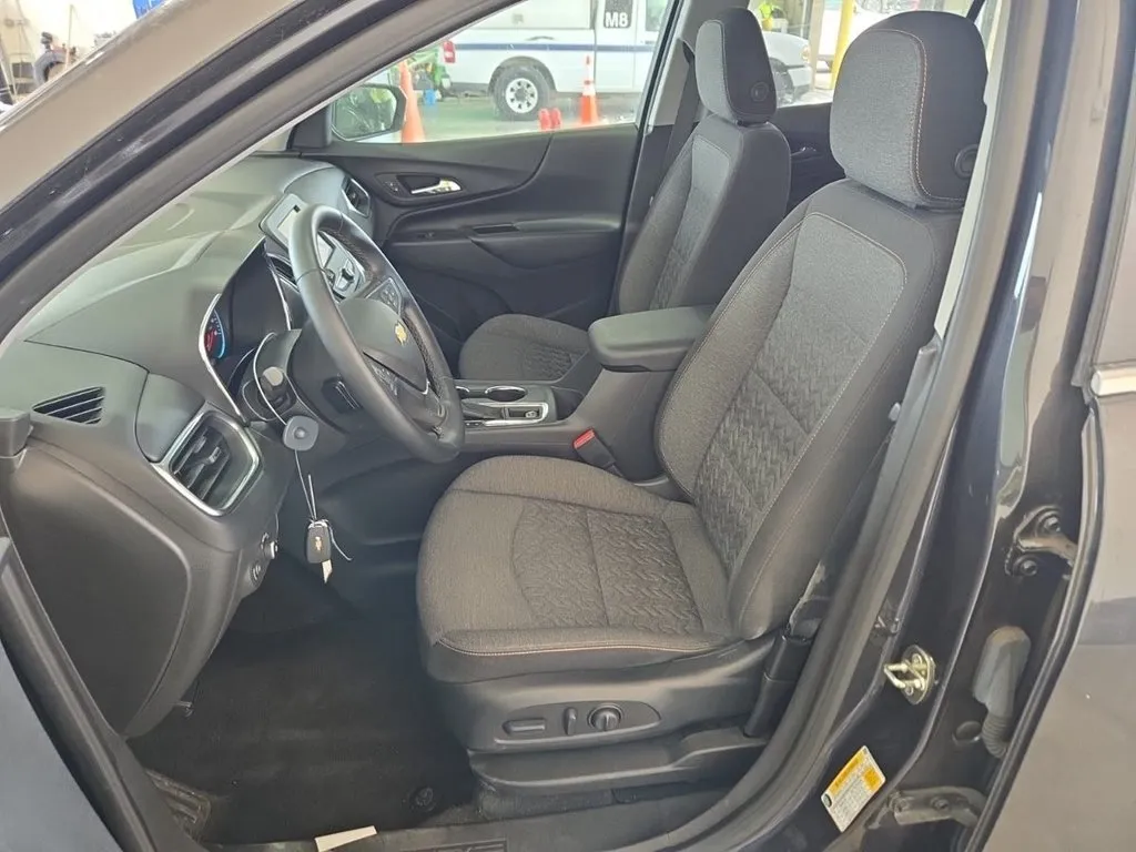 Chevrolet Equinox photo 8