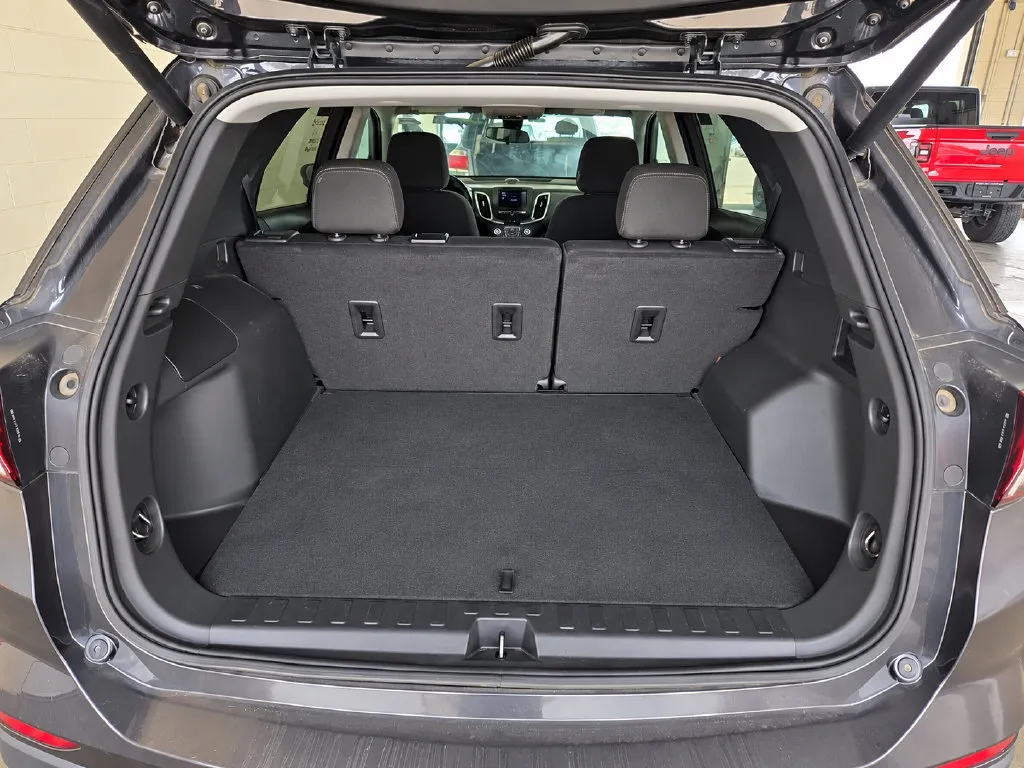 Chevrolet Equinox photo 12