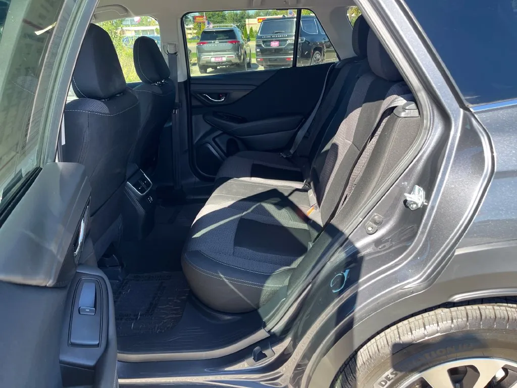 Subaru Outback photo 27