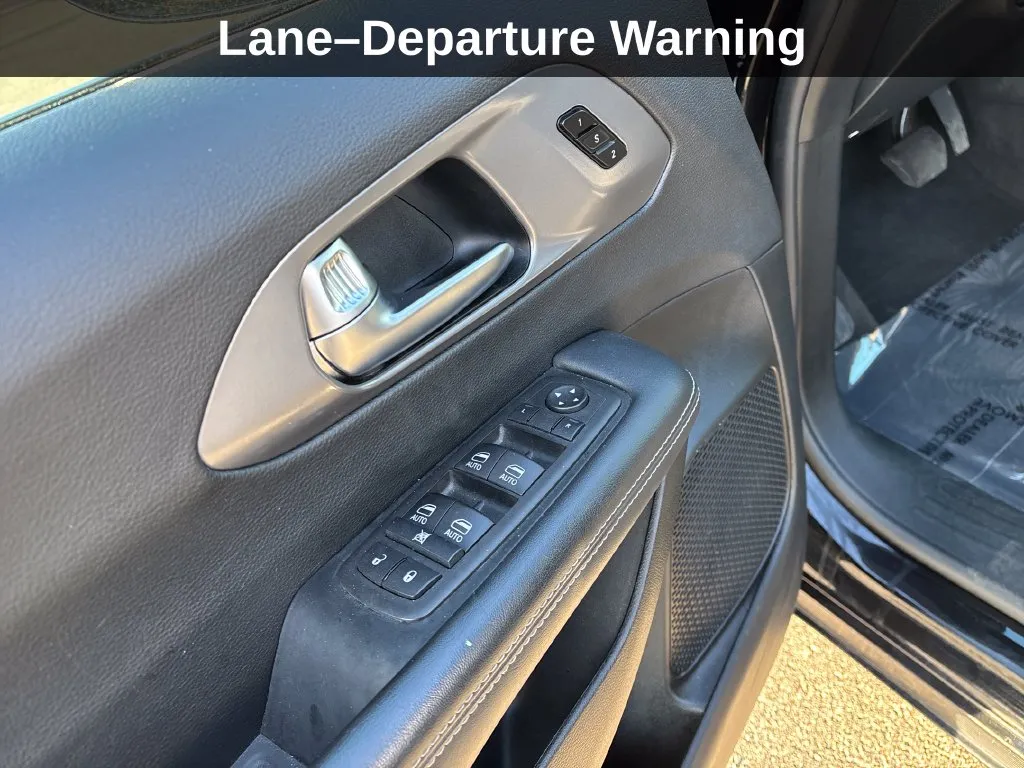 Chrysler Pacifica photo 15