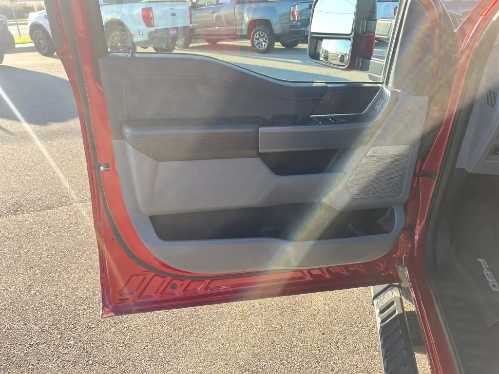 Ford F-150 photo 12