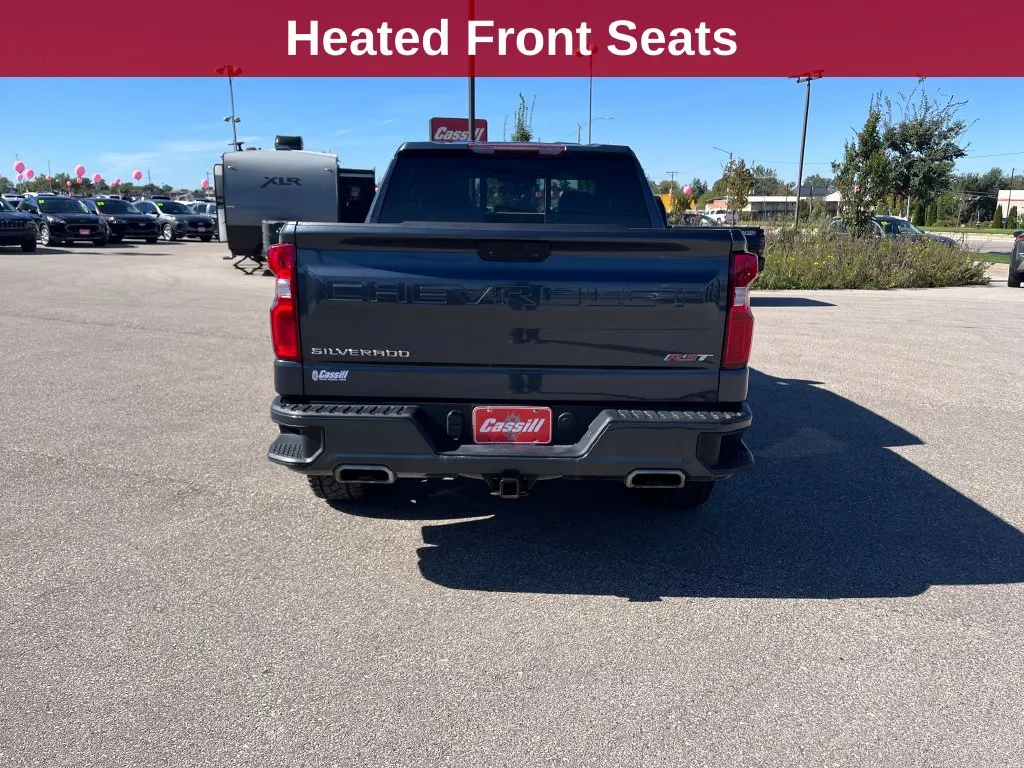 Chevrolet Silverado photo 4