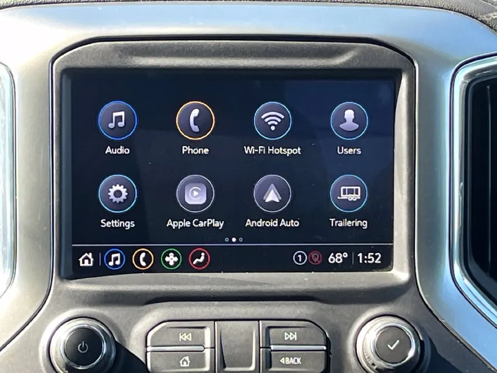 Chevrolet Silverado photo 25