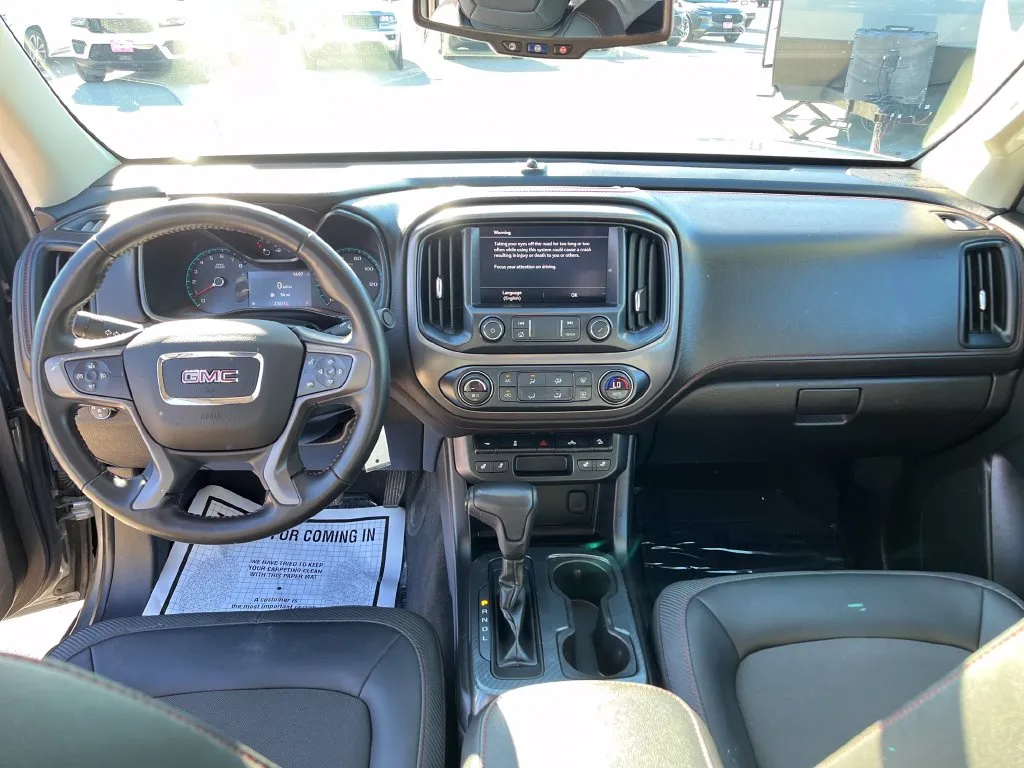 GMC Canyon photo 15