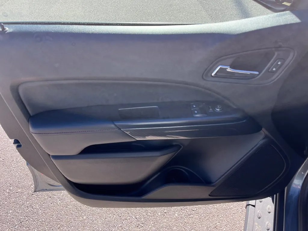 GMC Canyon photo 13