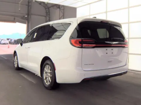 Photos of 2025 Chrysler Pacifica Select for sale in Cedar Rapids, IA at Cassill Motors