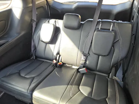 Chrysler Pacifica photo 14