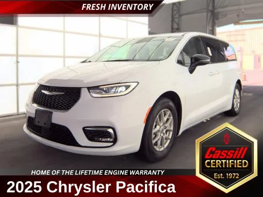 2025 Chrysler Pacifica Select