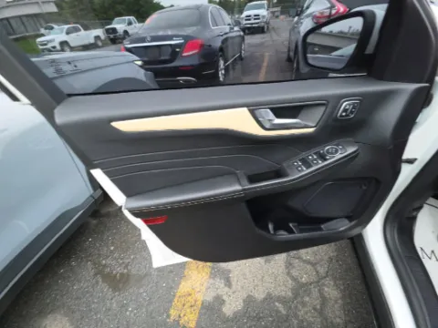 More photos of 2022 Ford Escape Titanium at Cassill Motors, IA