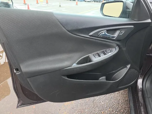 Chevrolet Malibu photo 8