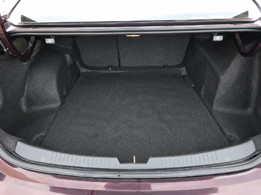 Chevrolet Malibu photo 14