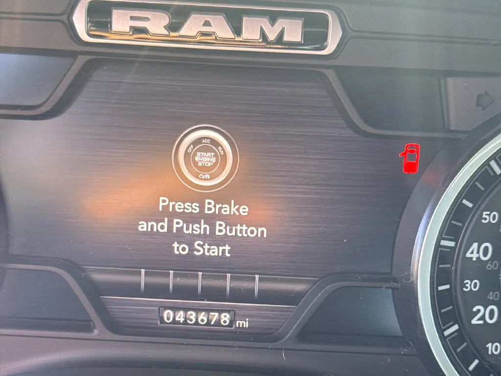 Ram 2500 photo 8