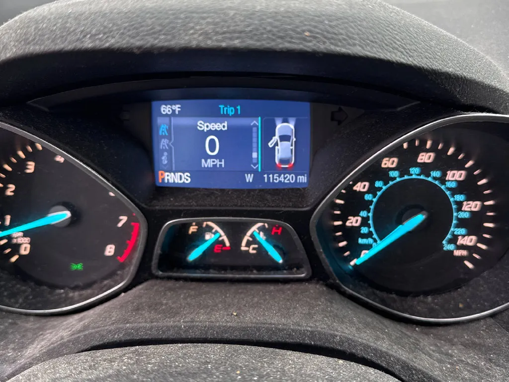 Ford Escape photo 6