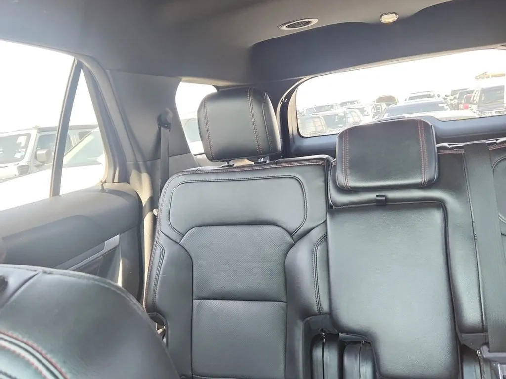 2016 Ford Explorer Sport - Photo 11