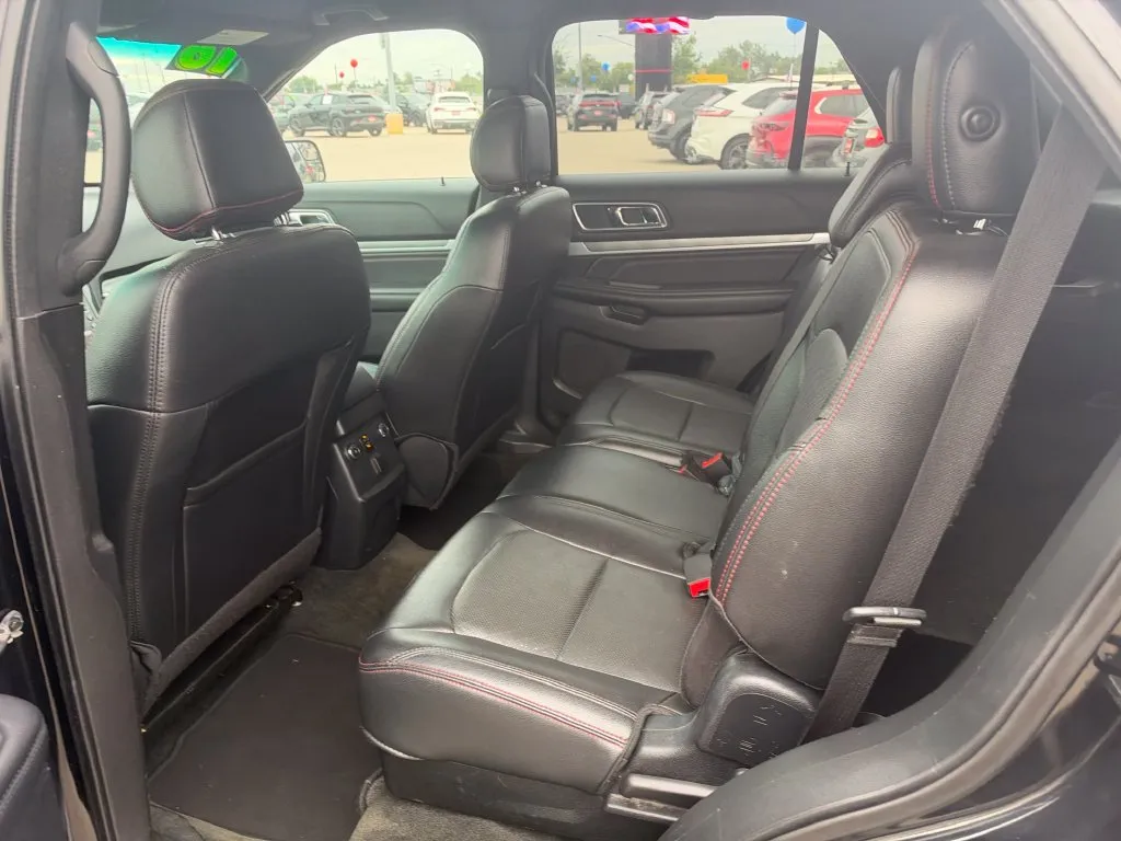 2016 Ford Explorer Sport - Photo 10