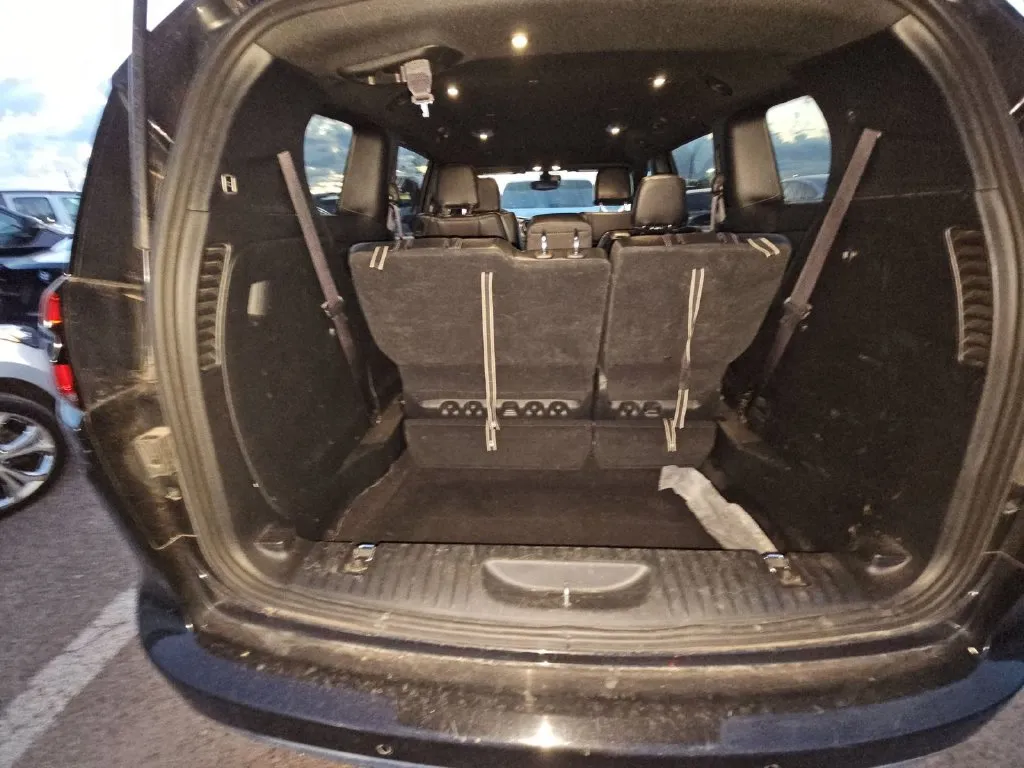 Chrysler Pacifica photo 13
