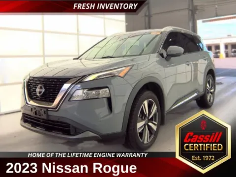 Gray 2023 Nissan Rogue SL for sale in Cedar Rapids, IA