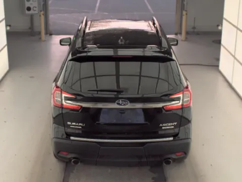 More photos of 2023 Subaru Ascent Limited at Cassill Motors, IA