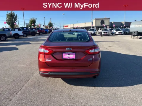 More photos of 2014 Ford Fusion SE at Cassill Motors, IA