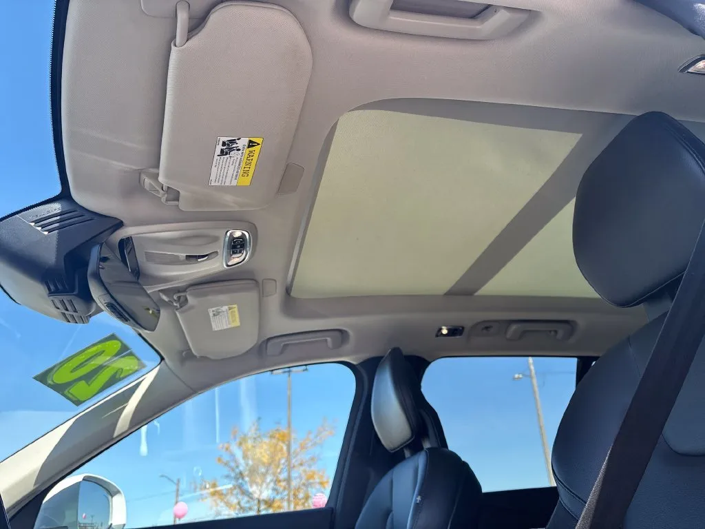 Volvo XC90 photo 26