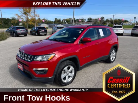 Red 2020 Jeep Compass Latitude for sale in Cedar Rapids, IA