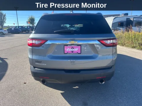 More photos of 2021 Chevrolet Traverse LS at Cassill Motors, IA