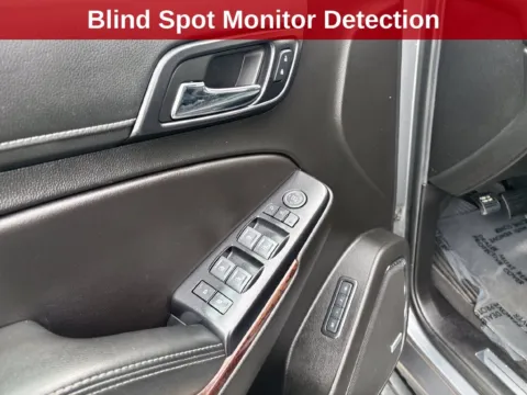More photos of 2019 GMC Yukon SLT at Cassill Motors, IA