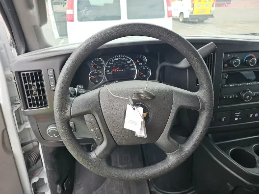 Chevrolet Express photo 10