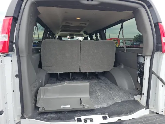 Chevrolet Express photo 14