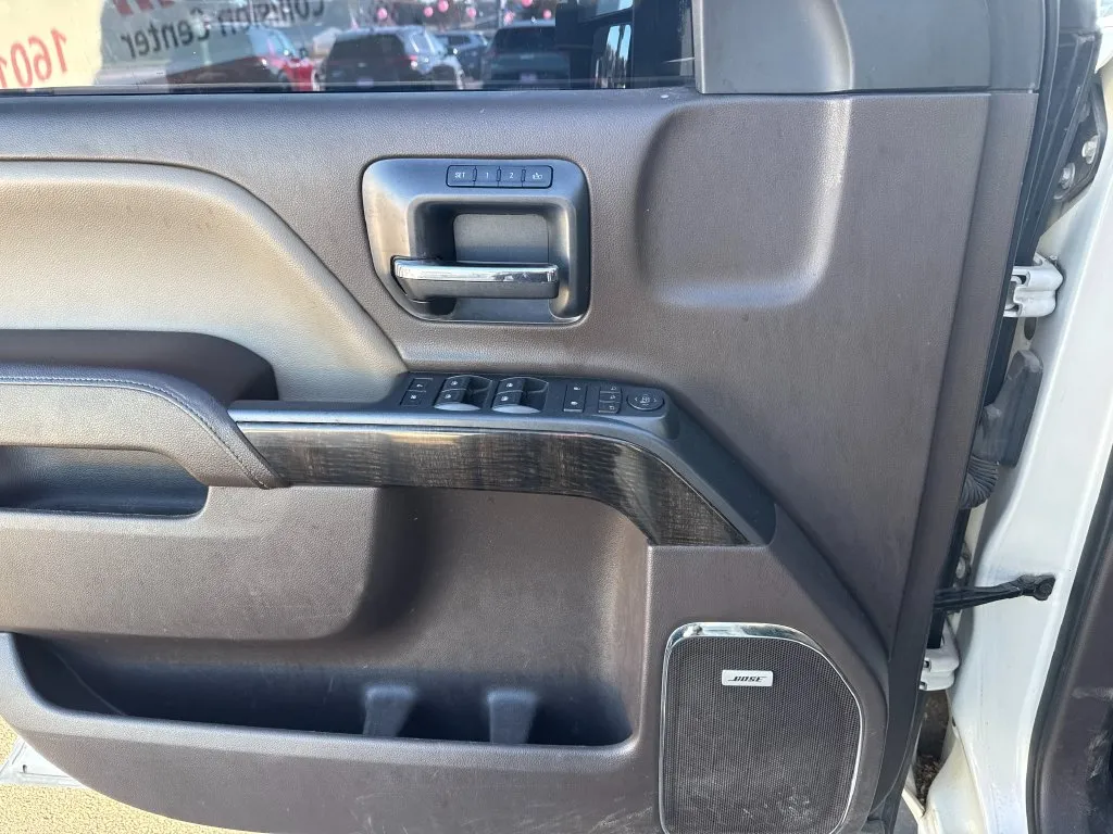 GMC Sierra photo 4