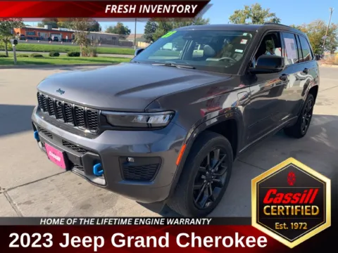 Gray 2023 Jeep Grand Cherokee 4xe for sale in Cedar Rapids, IA