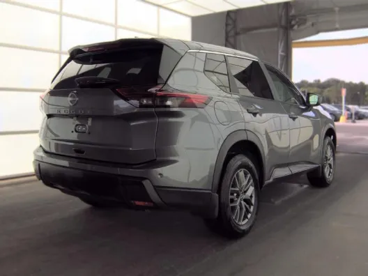 Nissan Rogue photo 5