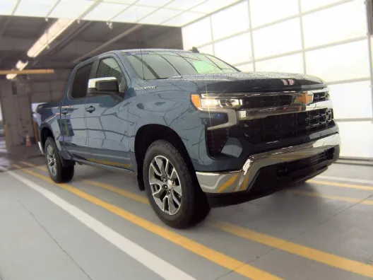 Chevrolet Silverado photo 6